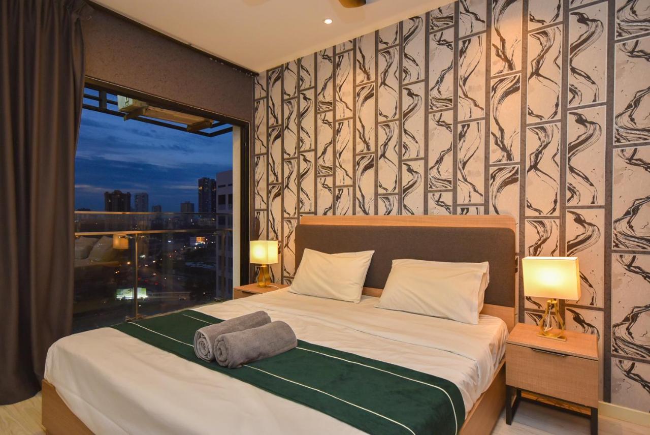 Suasana Residence By Nest Home Johor Bahru Buitenkant foto